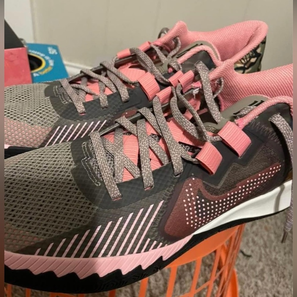 Kyrie Flytrap 5